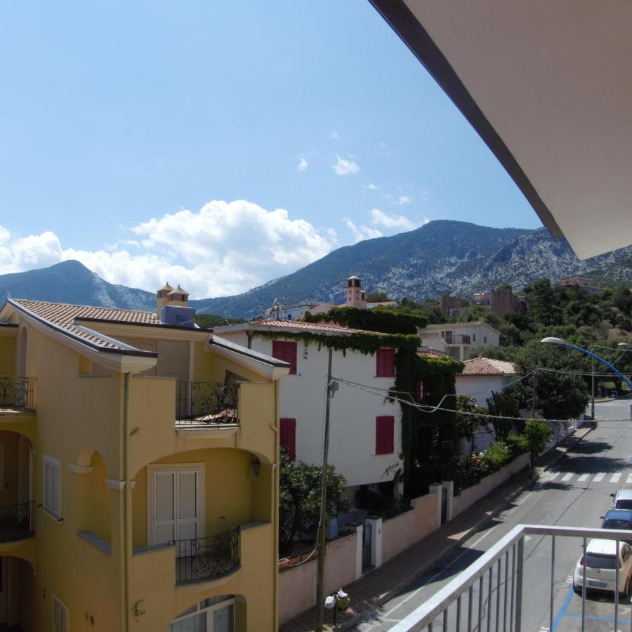 Near The Port Apartment Cala Gonone Exterior photo
