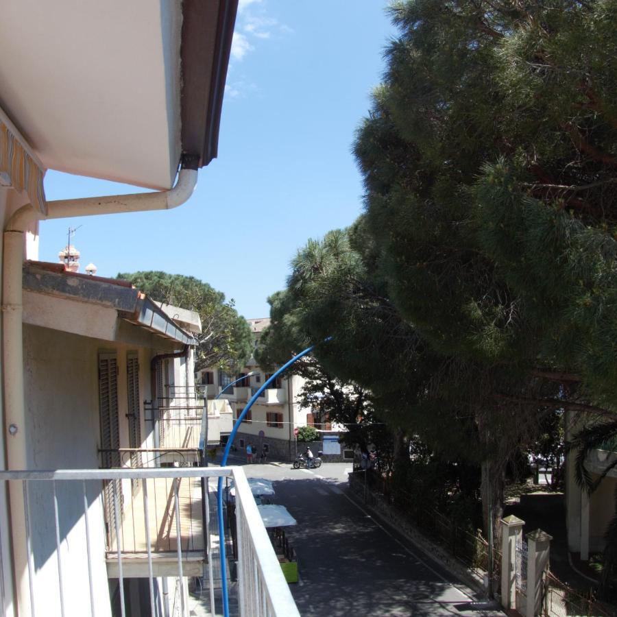 Near The Port Apartment Cala Gonone Exterior photo